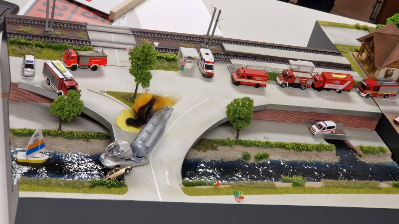 Bild "&Uuml;bungen:20240321_Uebung_Fuehrungskraefte.jpg"