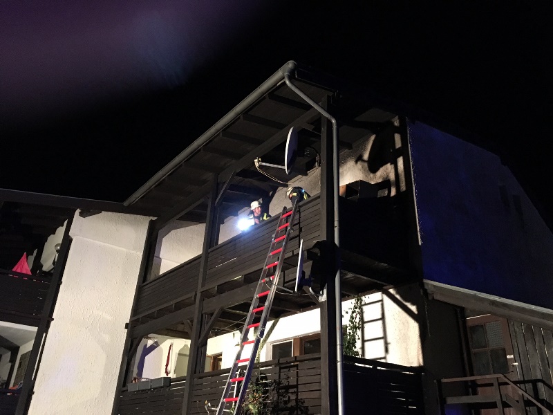 Bild "Einsatzberichte:111115_Brand_Almstr_Mckenloch.jpg"