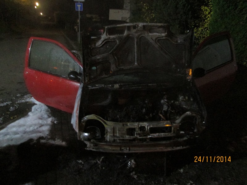 Bild "Einsatzberichte:241114_Einsatz_PKW-Brand.jpg"